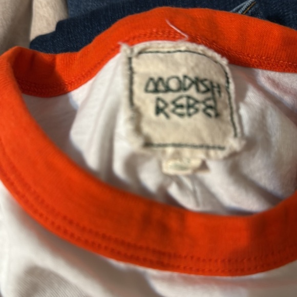 Bucking horse crop top size xs - Picture 3 of 3